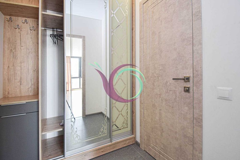 1-к. квартира-студія з ремонтом та і/о в центрі за вул. Замонастирська