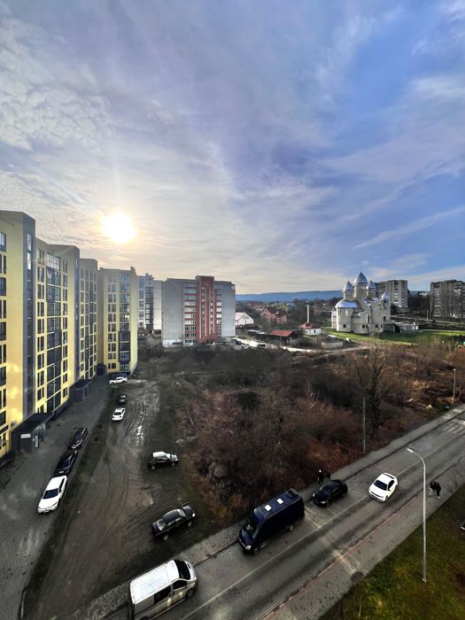 Преміальна видова 3-к. квартира з дизайнерським ремонтом | 121 м²