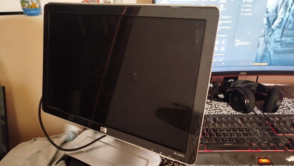Monitor HP VGA + VGA to HDMI
