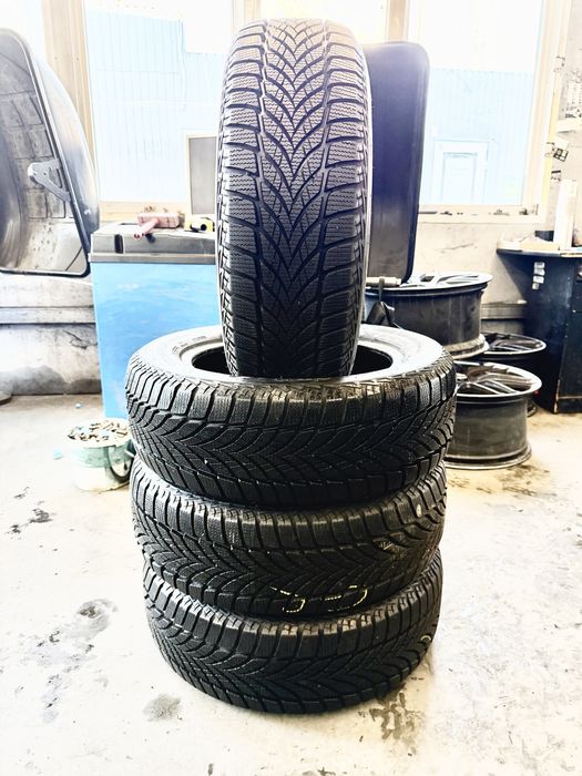 205/60/16 goodyear (зима) 4шт
