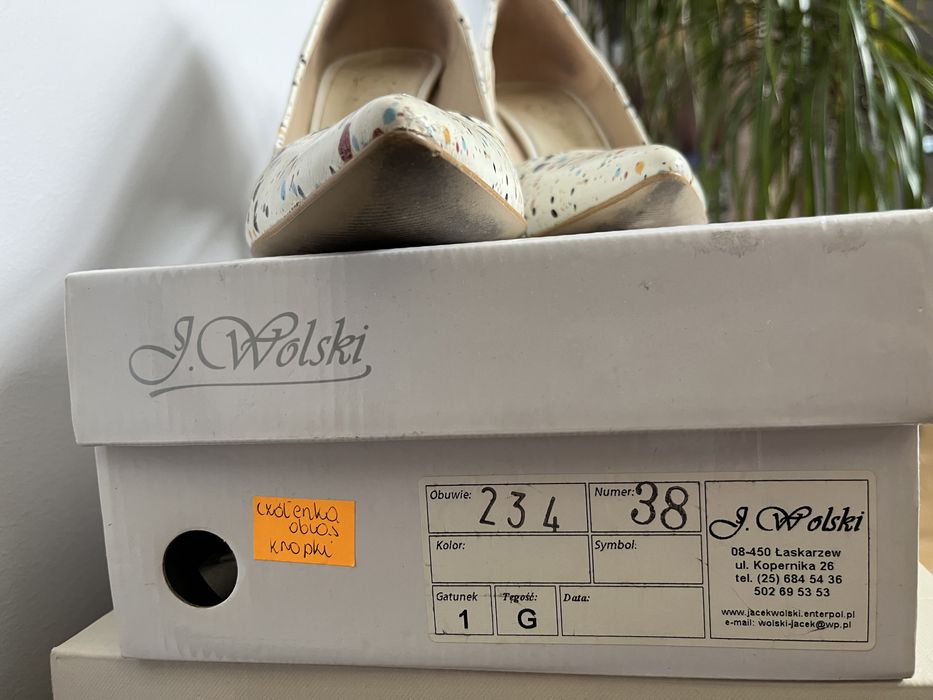 Czółenka na szpilce