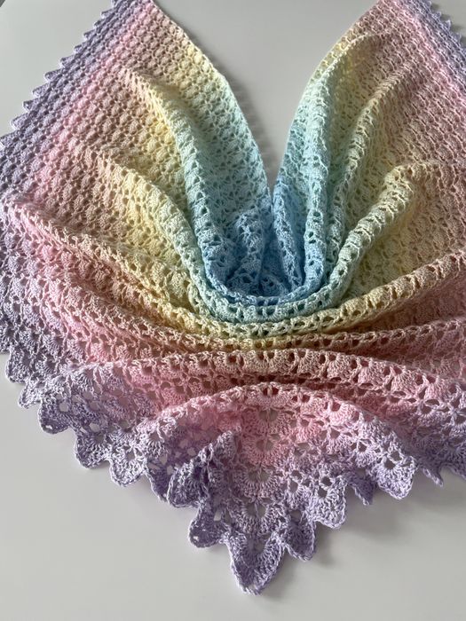 Chusta szal ma szydełku ręcznie robiona handmade