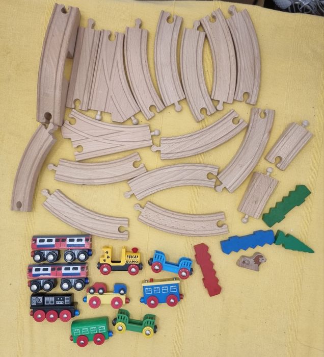 Pista de Comboios IKea em Madeira para Crianças