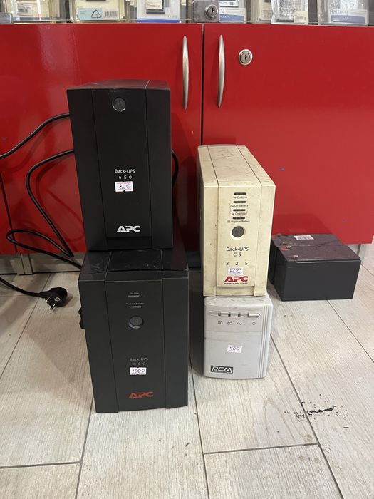 Инвертор источник бесперебойного питания APC 1000