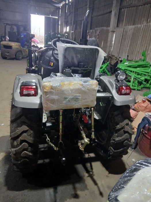 Мінітрактор Скаут XТ- 244 (3*1) повний привід доставка кредит масла