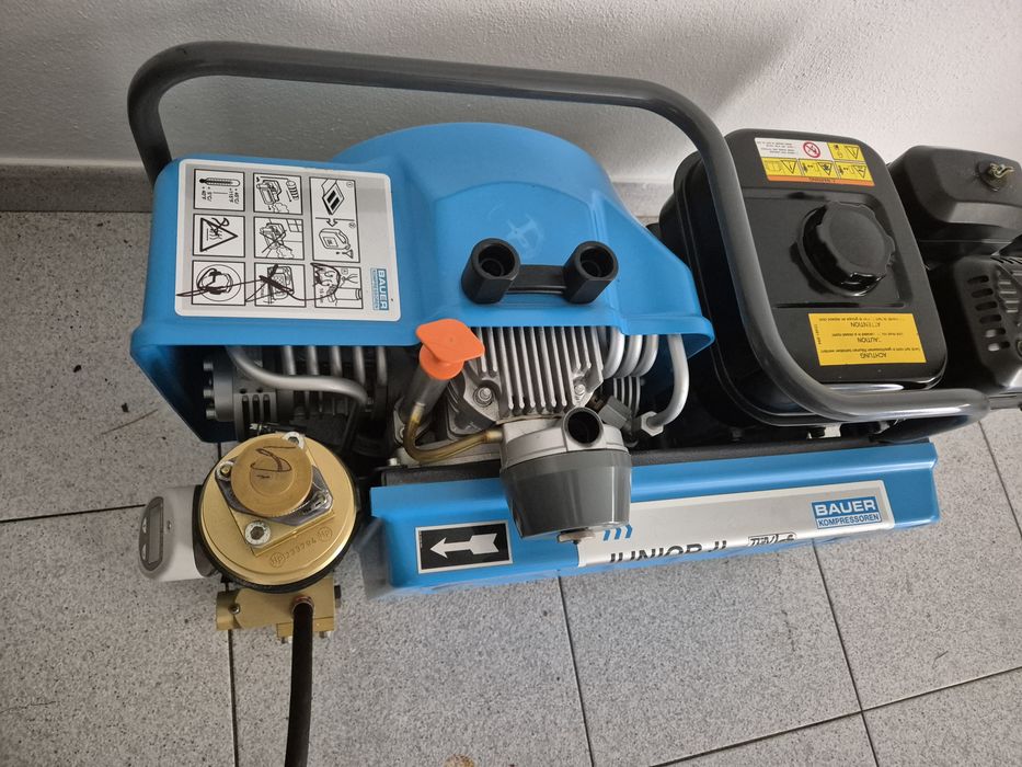 Compressor Bauer Junior 2 Mergulho