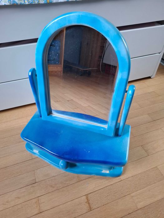 Drewniana toaletka niebieska