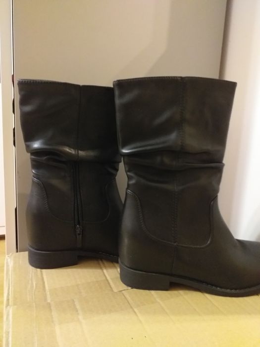 Kozaki 38 CCC Jenny Fairy czarne na koturnie zabudowane