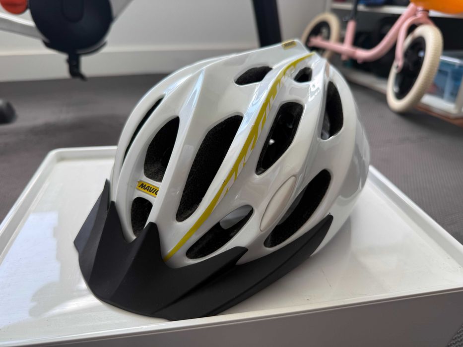 Capacete Mavic Aksium (Branco/Amarelo) - Tamanho S 51-56cm - Usado, bom estado