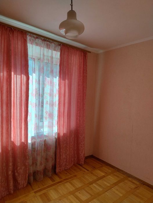 Продається 3к чешка на Вишеньці