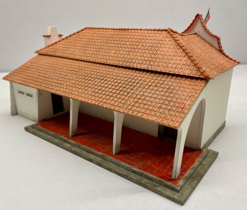 Maquete Modelismo Artesanal - Escola Primária
