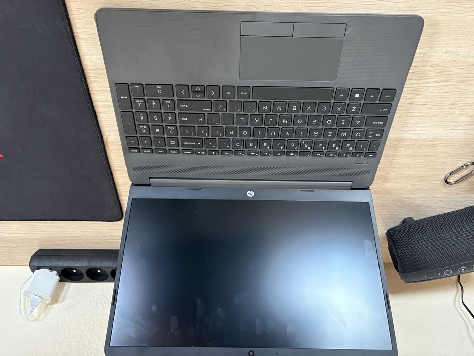 laptop hp ryzen 3 5300U 8gb ram 256gb ssd