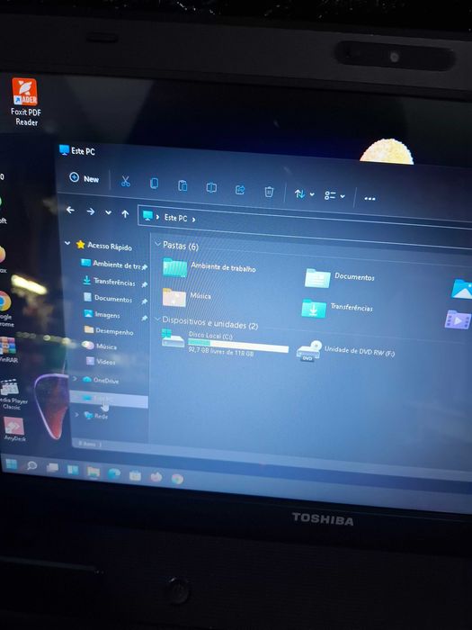 Toshiba Satellite - Windows 11 Pro - Rápido com SSD - Ideal p/ Estudo/Trabalho