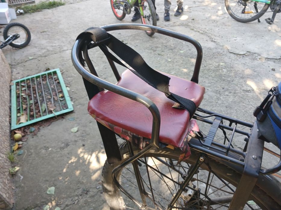 Продам дитяче велосепедне сидіння