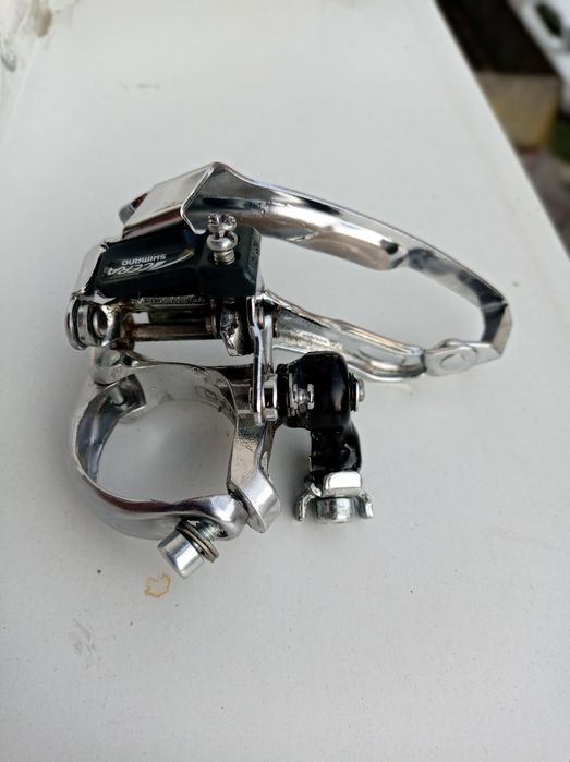 Перекидка передня shimano acera,знята з власного ровера вже неактуальн