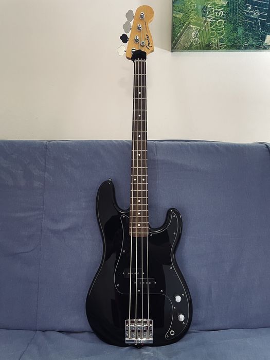 Fender Standard Precision Bass