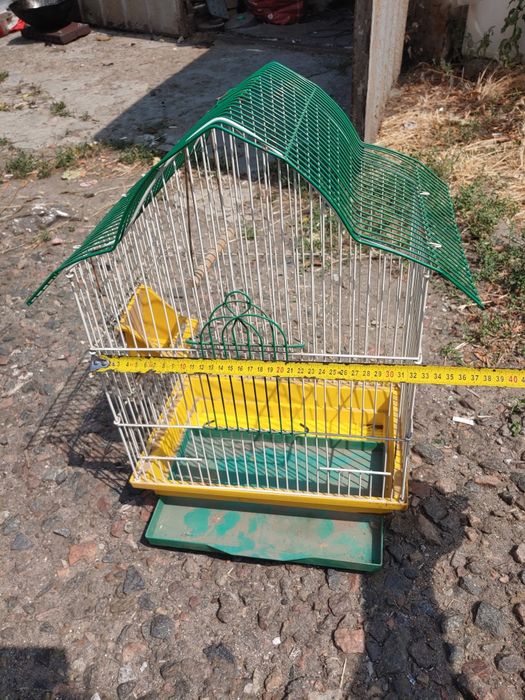 Продам клетку для попугая