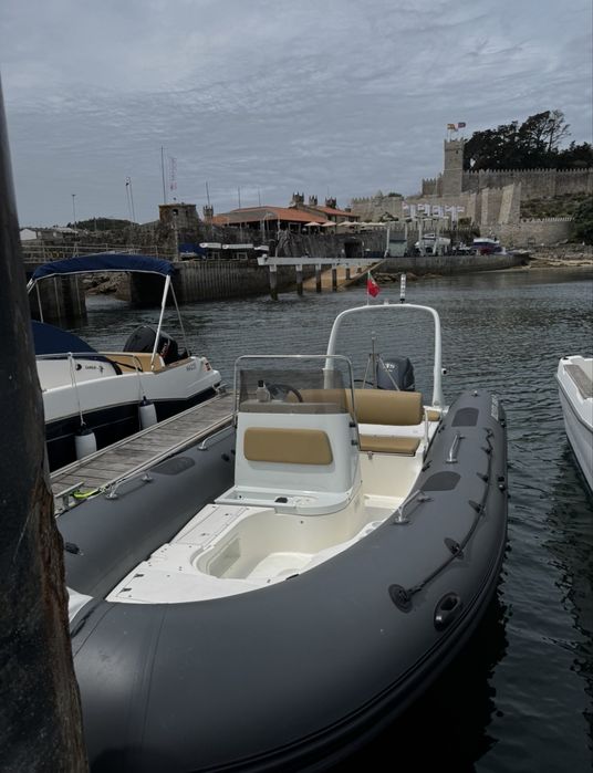 Barco Semi Rigido ZODIAC