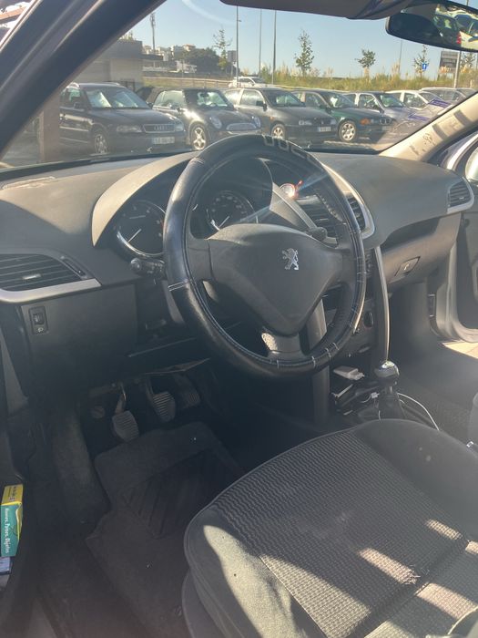 Peugeot 207 1.4 hdi foto 5