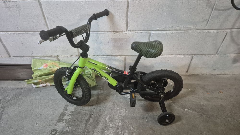 Bicicleta Infantil Specialized Hotrock 12 Coaster