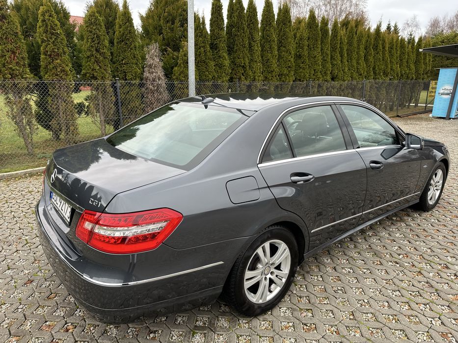 Mercedes-Benz W212 E250CGI Avantgarde(Benzyna) z automatyczną skrzynią