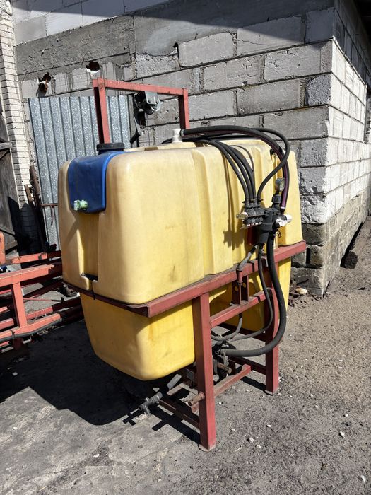 Opryskiwacz 600l