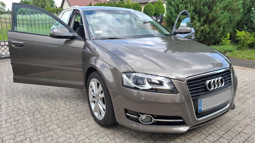Audi A3 Sportback 1.6 TDI DPF AMBIENTE