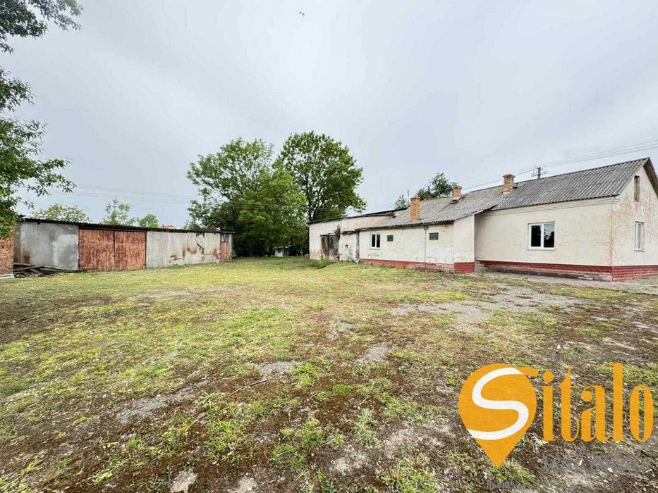 Продаж виробничо-складського приміщення м. Радехів