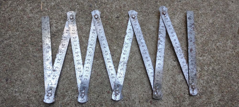 Метер складаний стальний