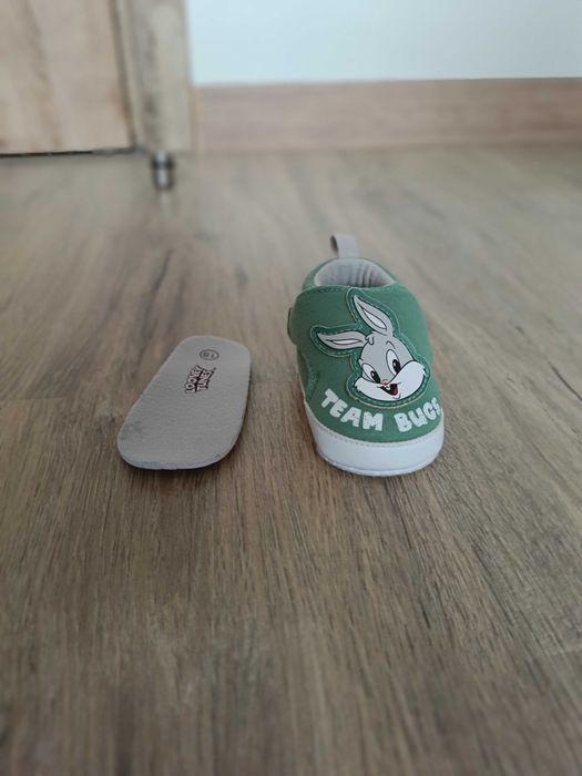 Buciki niemowlęce – rozmiar 18