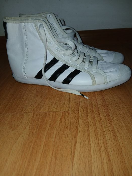 Buty  adidas  rozmiar 38