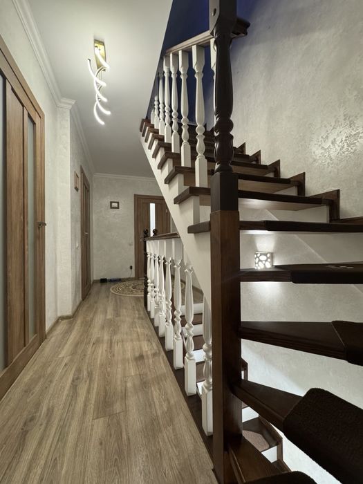 Котедж з ремонтом