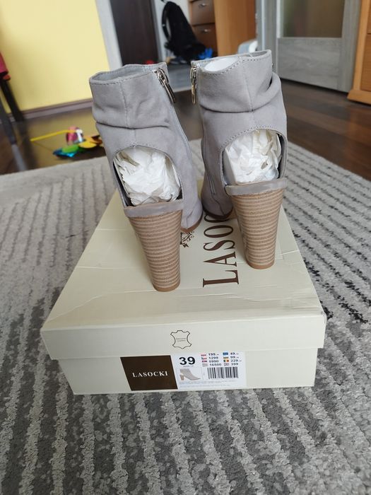 Buty damskie Lasocki rozmiar 39