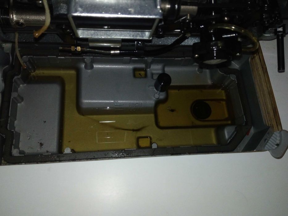 Manutençâo e reparação, de máquinas costura