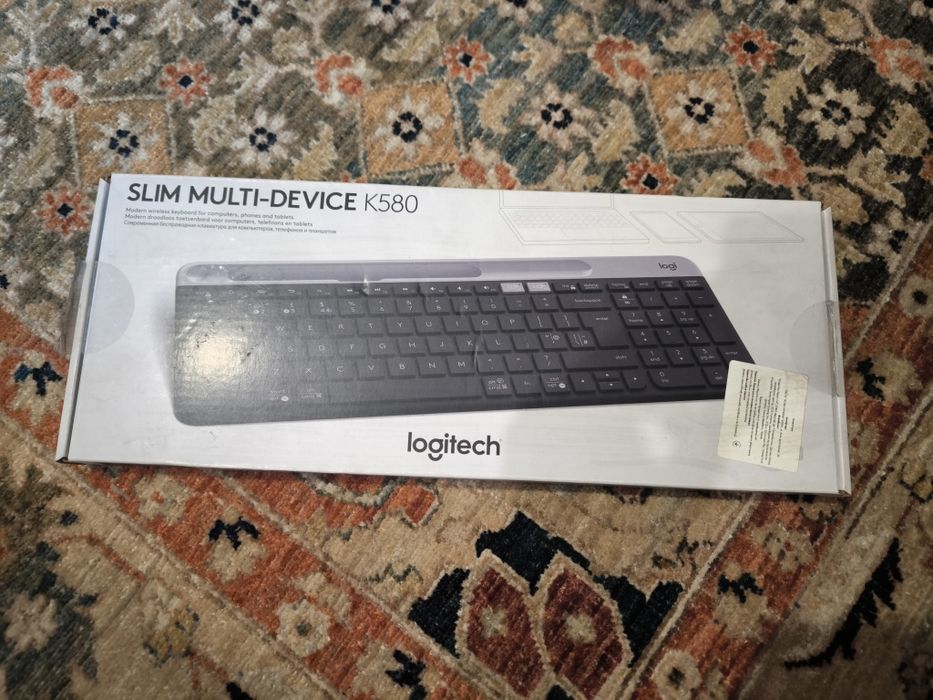 блютуз клавіатура Logitech K580