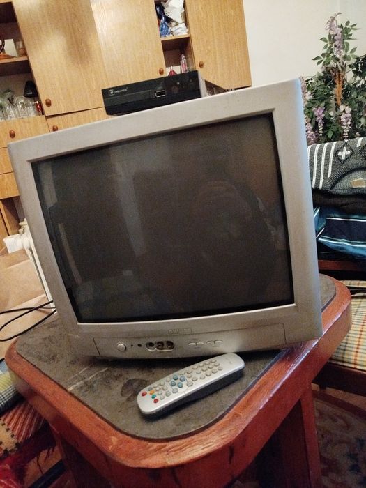 Telewizor kineskopowy Philips pilot dekoder