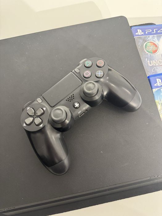 Ps4 1tb com comando