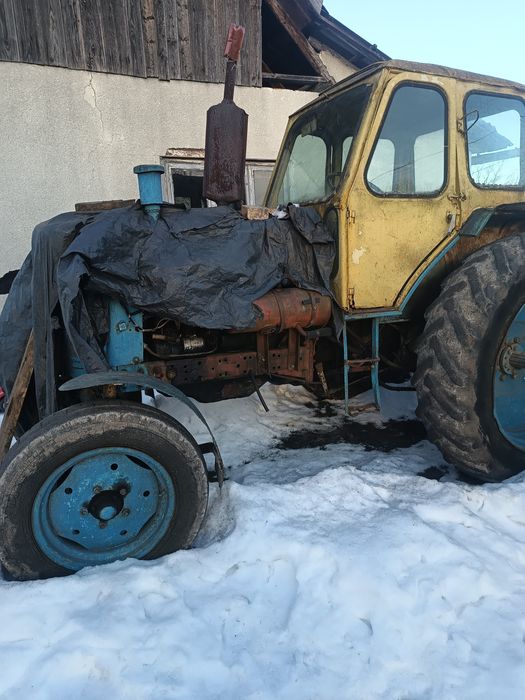 Продам трактор ЮМЗ на ходу
