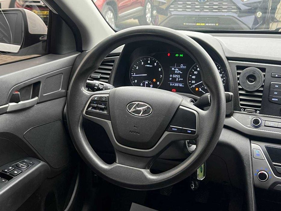 Hyundai Elantra 2016