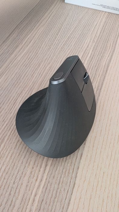 Rato Logitech MX Vertical