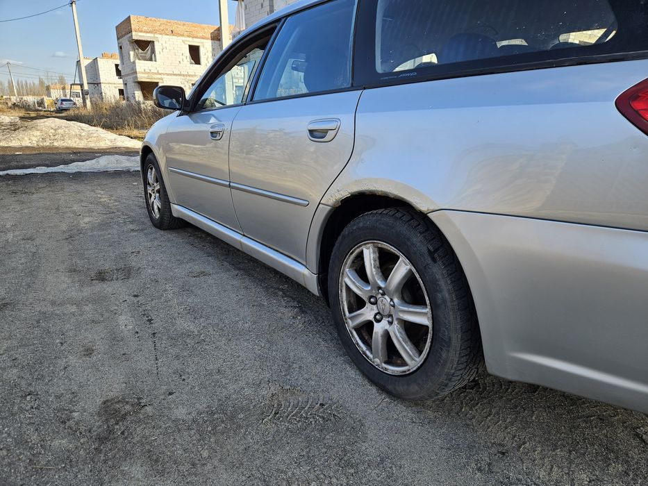 Subaru Outback 2004 рік 2.0 бензин 4×4 для військових в Україні