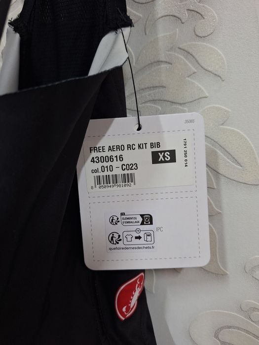 Spodenki rowerowe CASTELLI FREE AERO RC męskie XS BIB