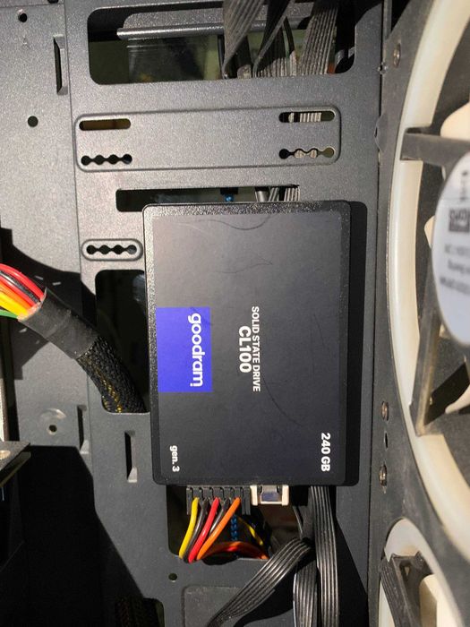 SSD GoodRam 240GB