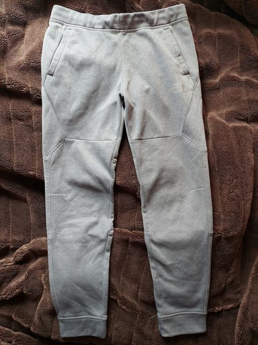 Штани фірми the north face оригінал 

Розмір по бірці:  XL junior 

Ст