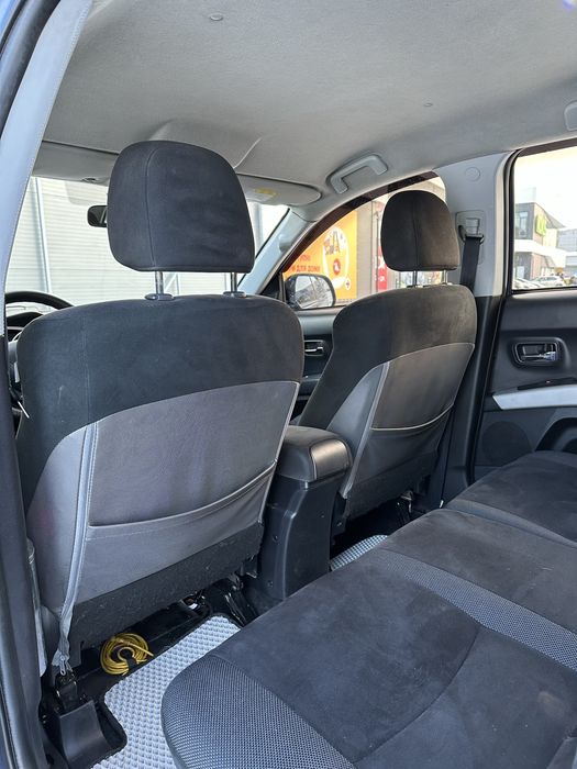 Mitsubishi Outlander XL 2008. Газ/Бензин 2.4