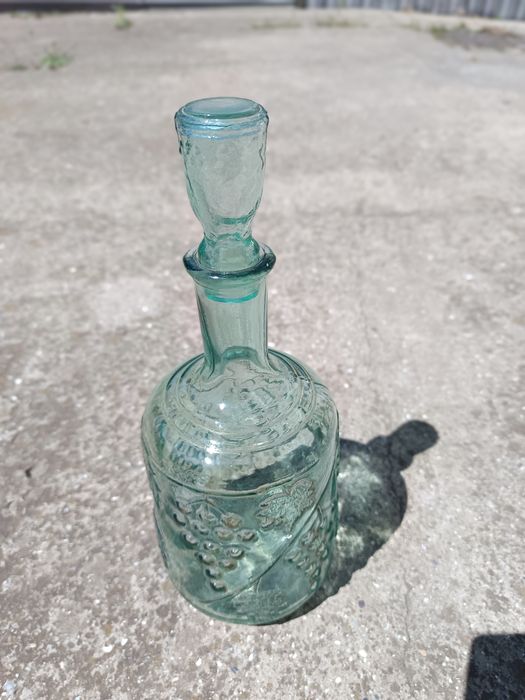 Графин виноград с крышкой