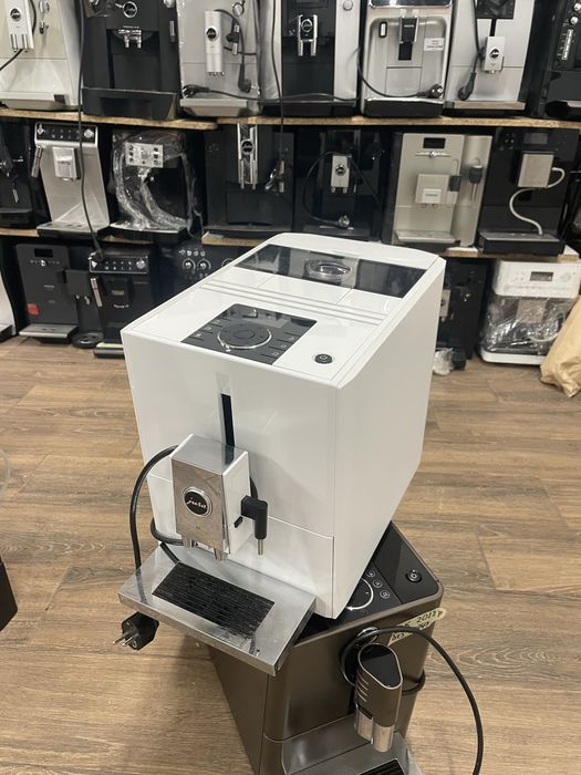 Кавомашина Jura Impressa A7 Piano White