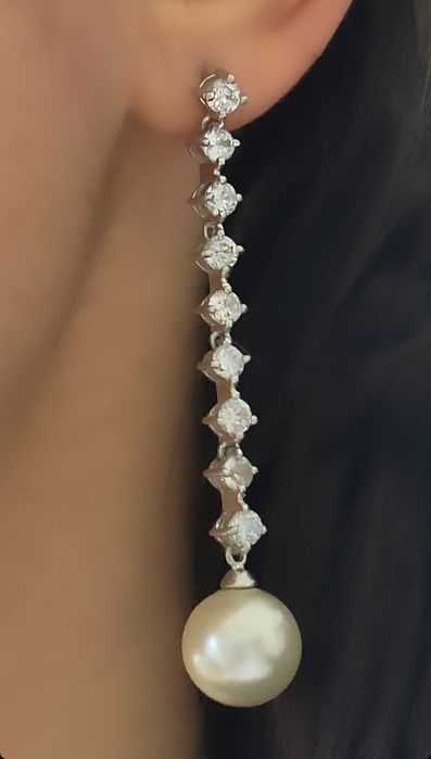 Brincos em prata com pedras