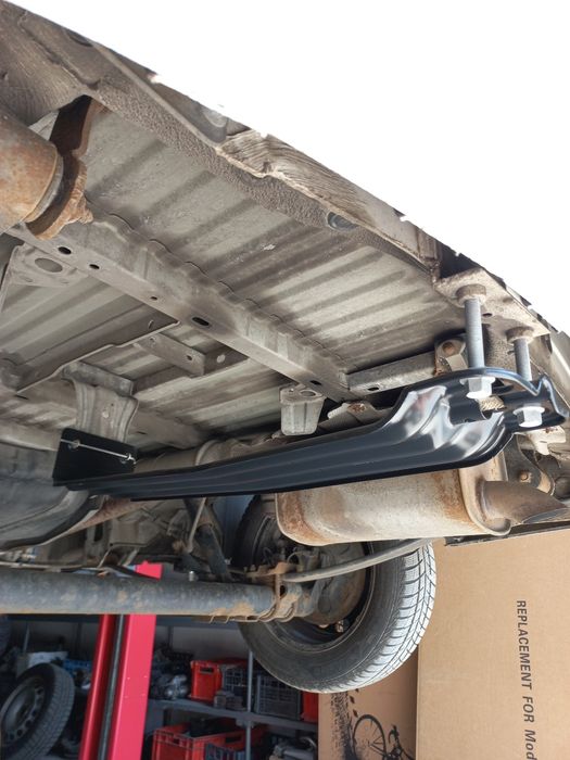 VW Caddy Каді 03-20 Лижа Кріплення кронштейн запасного колеса запаски