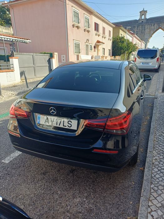 Mercedes A180d Limousine - só 14.000kms
